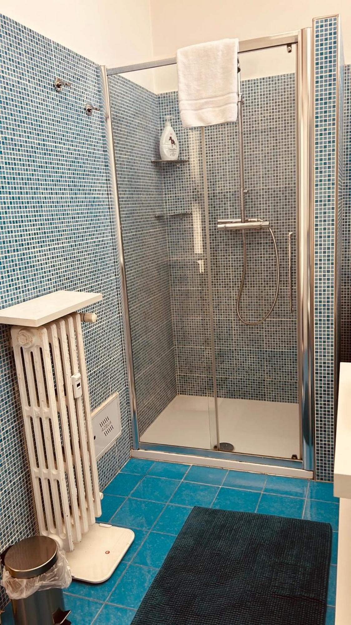 Guest House Melo Бари Екстериор снимка